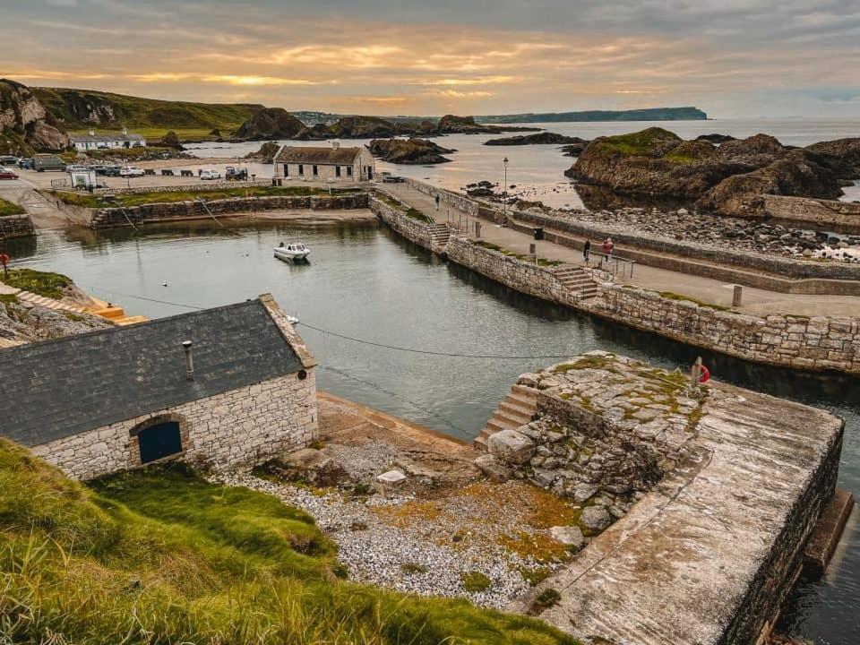 Taise Veiw Lägenhet Ballycastle Exteriör bild